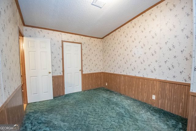 345 Robert Taylor Road, Lagrange, GA 30240