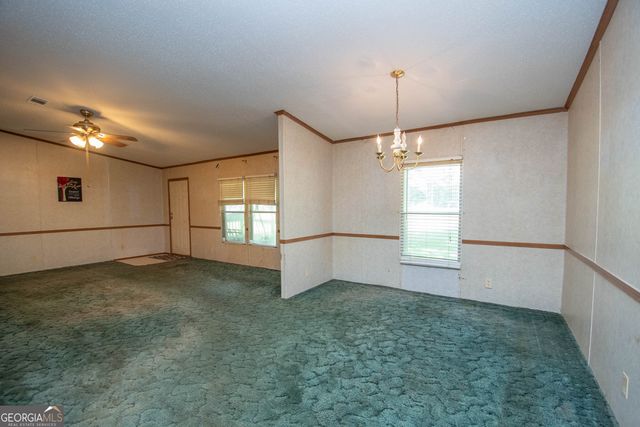 345 Robert Taylor Road, Lagrange, GA 30240