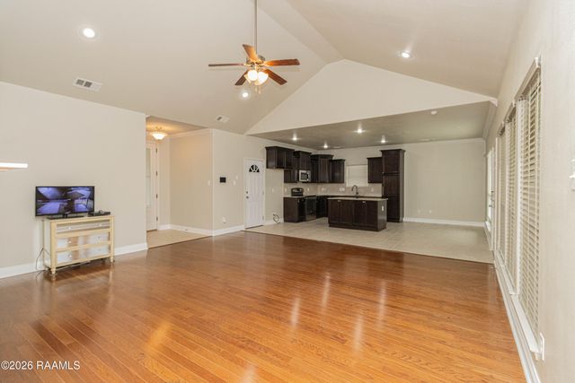 103 Cautillion Drive, Youngsville, LA 70592