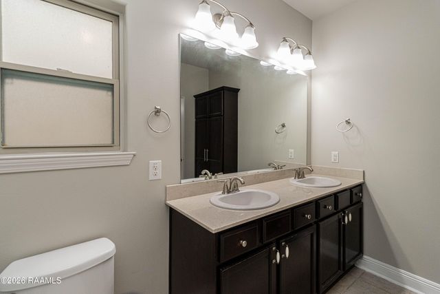 103 Cautillion Drive, Youngsville, LA 70592