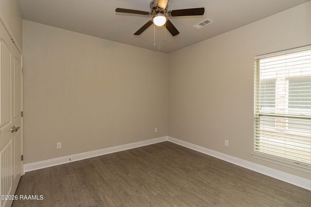 103 Cautillion Drive, Youngsville, LA 70592