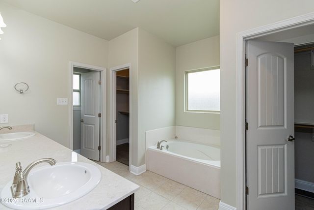 103 Cautillion Drive, Youngsville, LA 70592