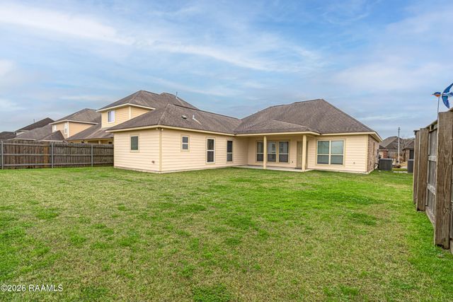 103 Cautillion Drive, Youngsville, LA 70592