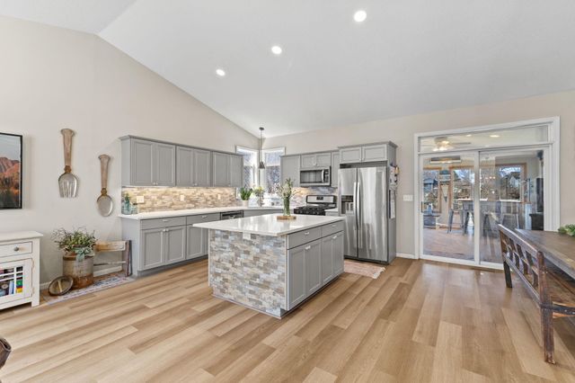 7150 96th Street S, Cottage Grove, MN 55016