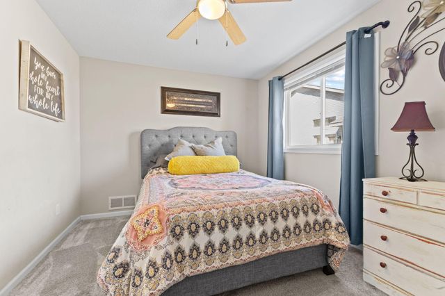 7150 96th Street S, Cottage Grove, MN 55016