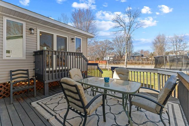 7150 96th Street S, Cottage Grove, MN 55016