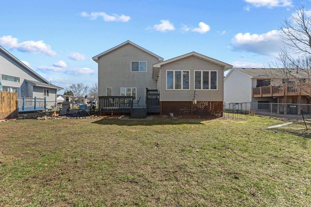 7150 96th Street S, Cottage Grove, MN 55016