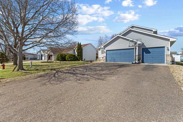 7150 96th Street S, Cottage Grove, MN 55016