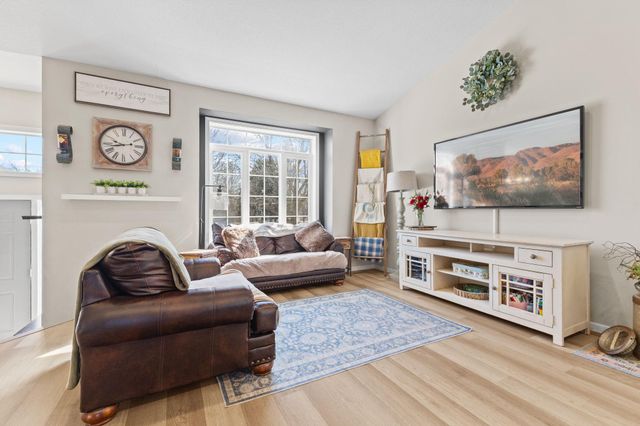 7150 96th Street S, Cottage Grove, MN 55016