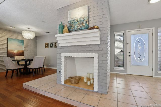 2430 Bluffridge, San Antonio, TX 78232