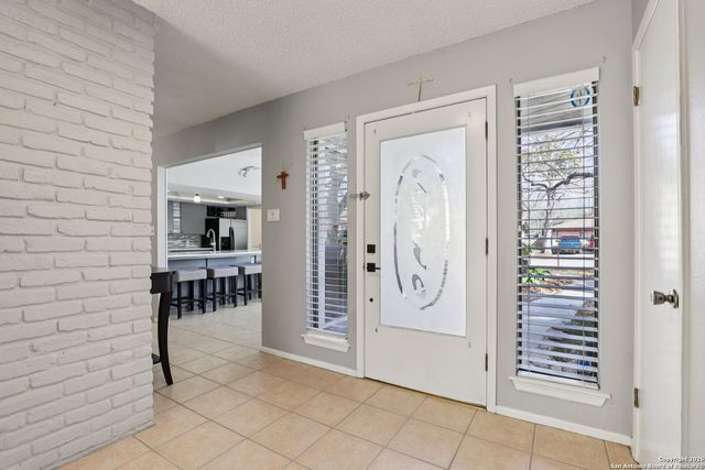 2430 Bluffridge, San Antonio, TX 78232