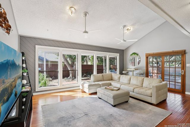 2430 Bluffridge, San Antonio, TX 78232