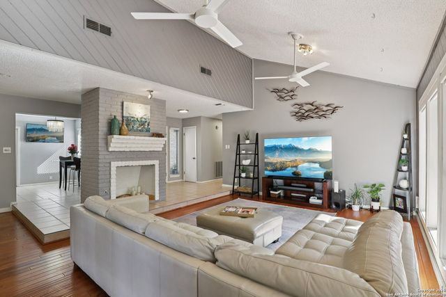 2430 Bluffridge, San Antonio, TX 78232