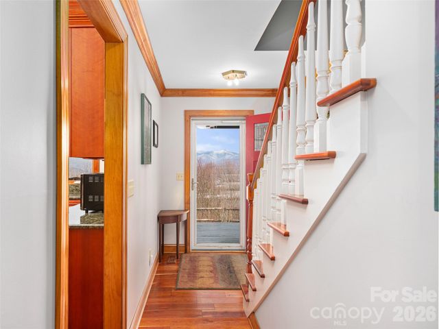 126 Wildflower Cove Drive, Swannanoa, NC 28778