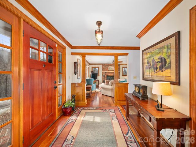 126 Wildflower Cove Drive, Swannanoa, NC 28778