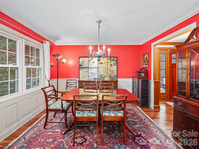 126 Wildflower Cove Drive, Swannanoa, NC 28778