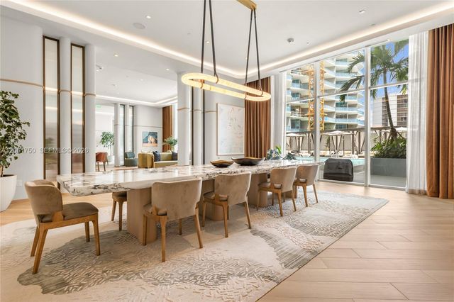 77 SE 5th Street 2205, Miami, FL 33131