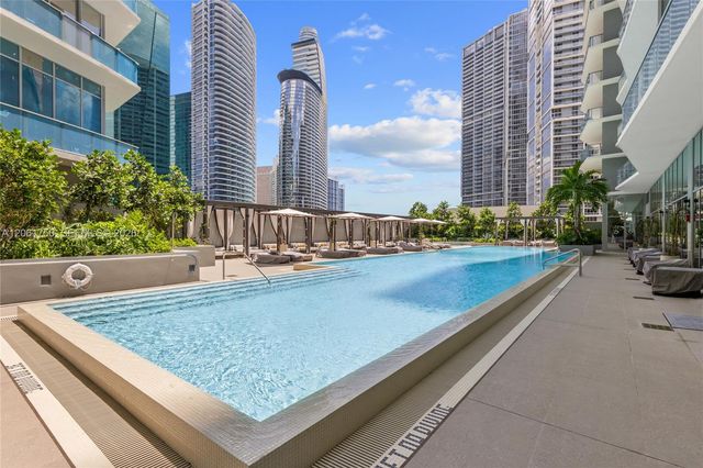 77 SE 5th Street 2205, Miami, FL 33131