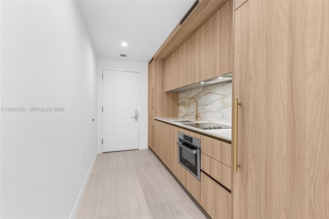 77 SE 5th Street 2205, Miami, FL 33131