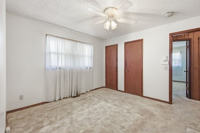 530 W 8th Street, Chelsea, OK 74016