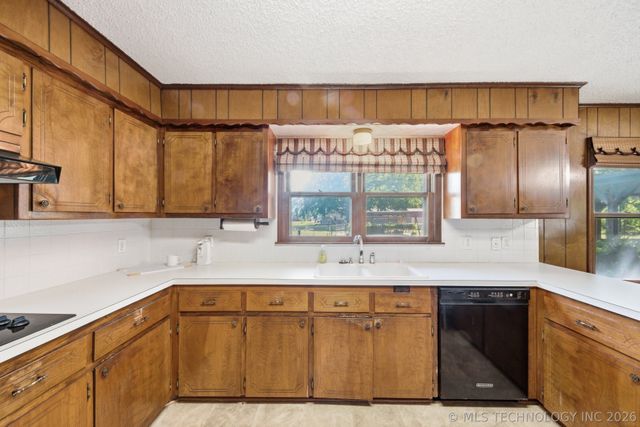 530 W 8th Street, Chelsea, OK 74016