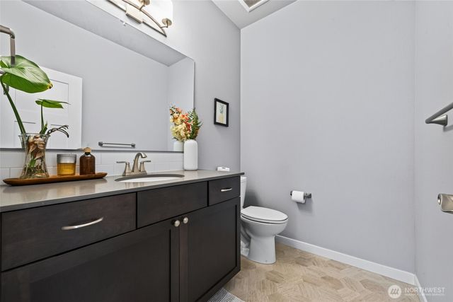20905 192nd Avenue E, Orting, WA 98360