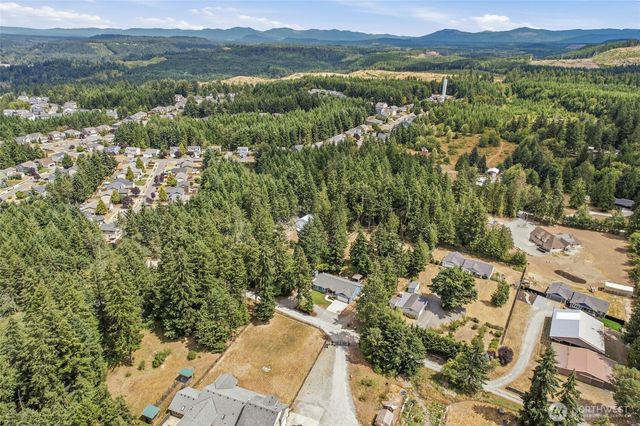 20905 192nd Avenue E, Orting, WA 98360