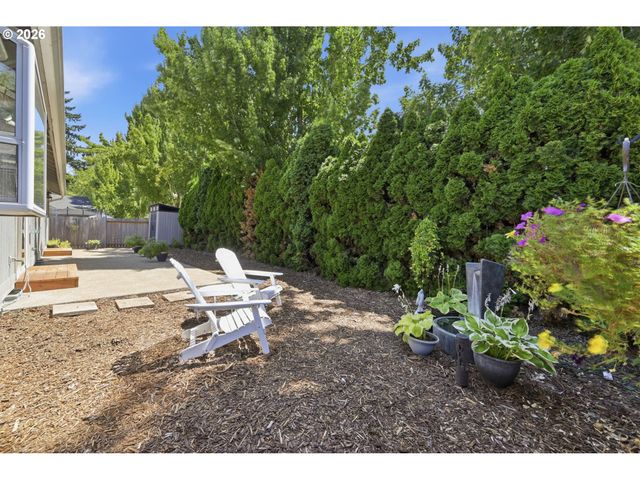 6819 SIMEON Dr, Springfield, OR 97478
