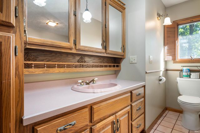 203 Westwood Drive, Hartford City, IN 47348