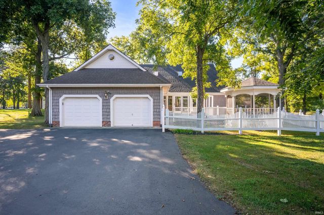 203 Westwood Drive, Hartford City, IN 47348