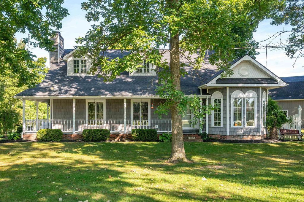 203 Westwood Drive, Hartford City, IN 47348