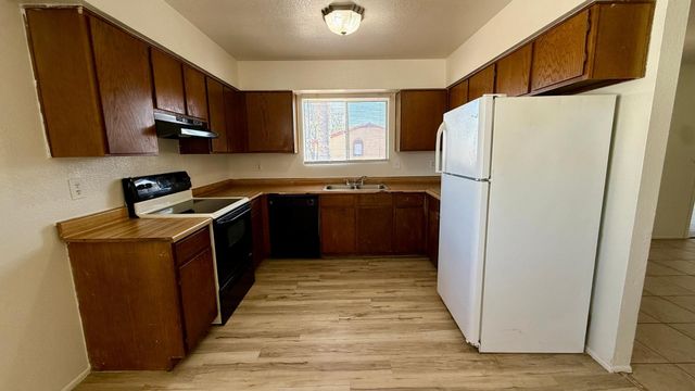 3128 E Cicero Street Apt 202, Mesa, AZ 85213