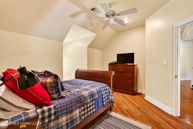 40 Marais Ridge, Hattiesburg, MS 39402