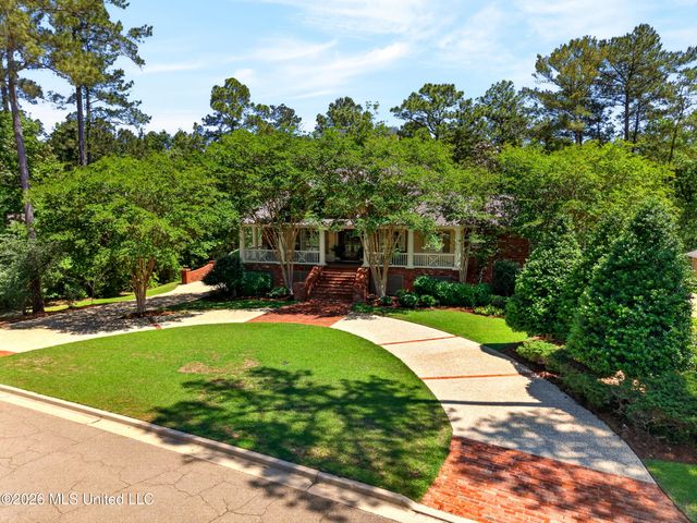 40 Marais Ridge, Hattiesburg, MS 39402