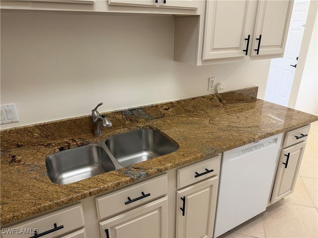 9601 Rosewood Pointe TER 204, Bonita Springs, FL 34135