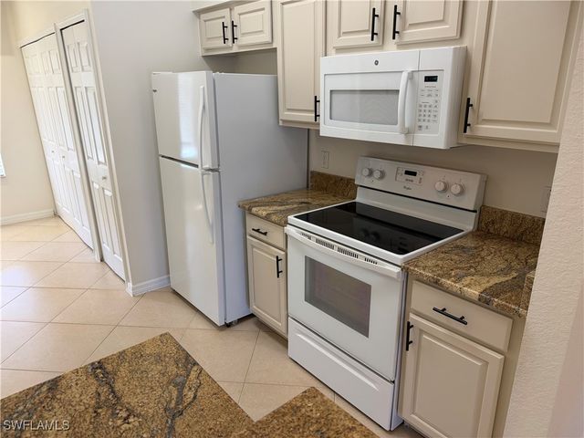 9601 Rosewood Pointe TER 204, Bonita Springs, FL 34135