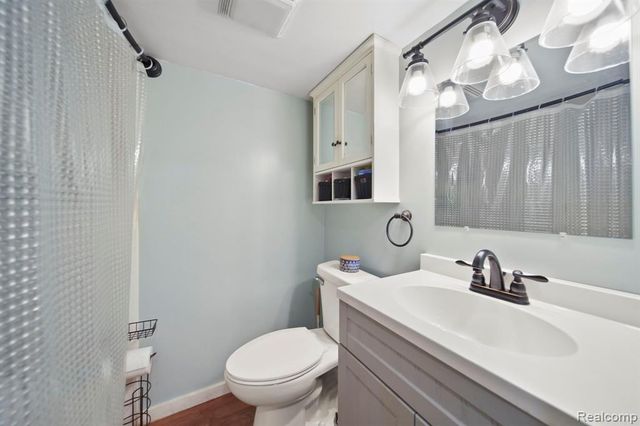 11300 Sharon Valley Road, Brooklyn, MI 49230