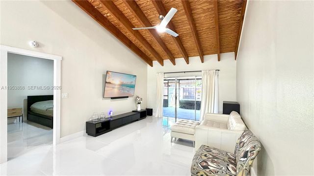 10271 Oleander Court, Pembroke Pines, FL 33026