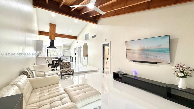 10271 Oleander Court, Pembroke Pines, FL 33026