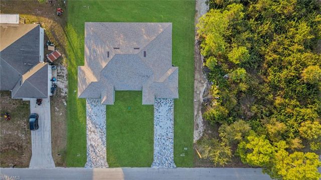 4980 Fairway Ct, Lehigh Acres, FL 33973