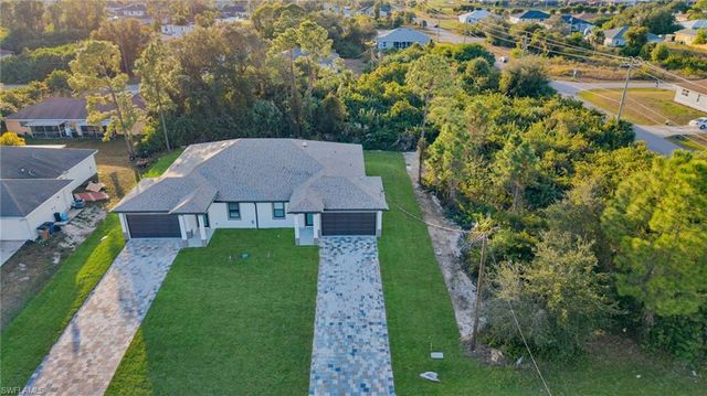 4980 Fairway Ct, Lehigh Acres, FL 33973