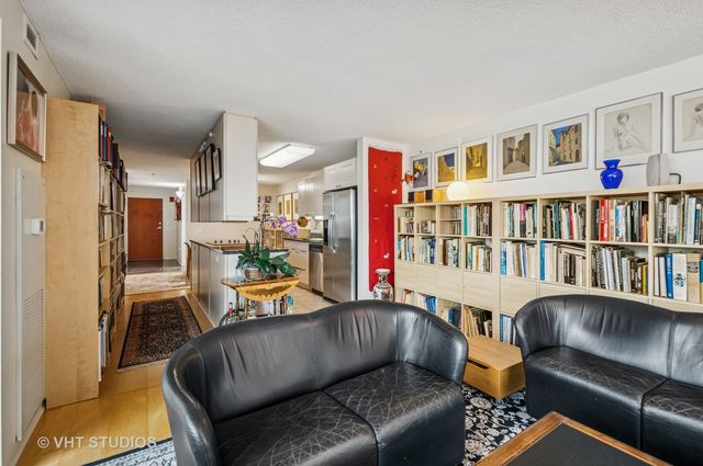 800 Elgin Road 1019, Evanston, IL 60201