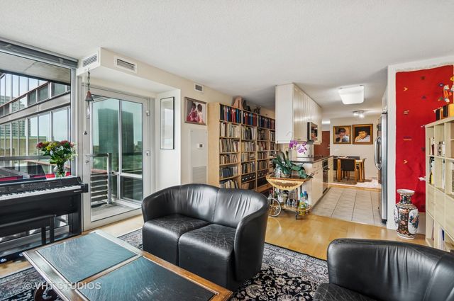 800 Elgin Road 1019, Evanston, IL 60201