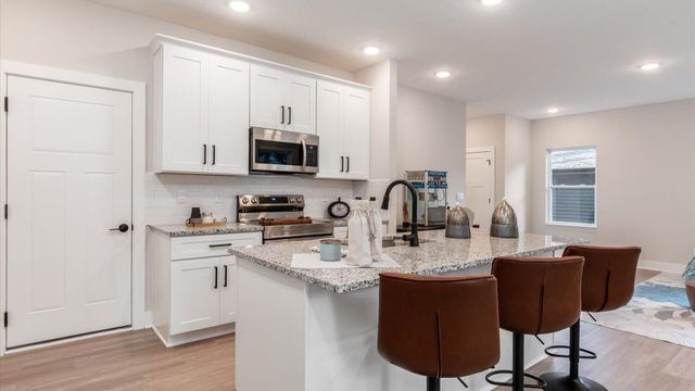 13294 Cedar Road NE, Thornville, OH 43076
