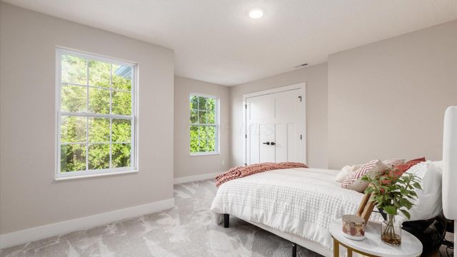 13294 Cedar Road NE, Thornville, OH 43076