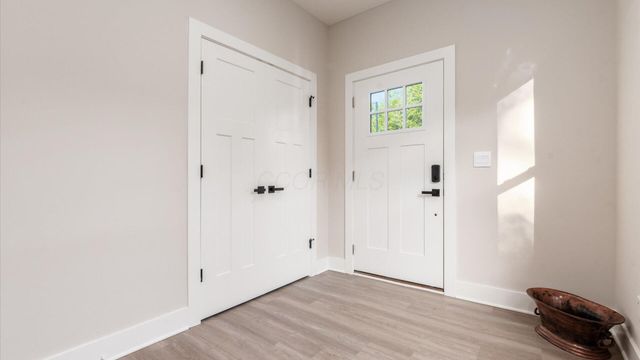 13294 Cedar Road NE, Thornville, OH 43076