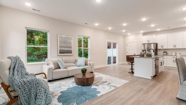 13294 Cedar Road NE, Thornville, OH 43076