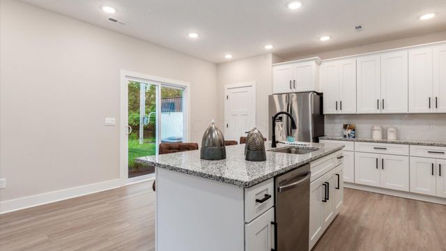 13294 Cedar Road NE, Thornville, OH 43076