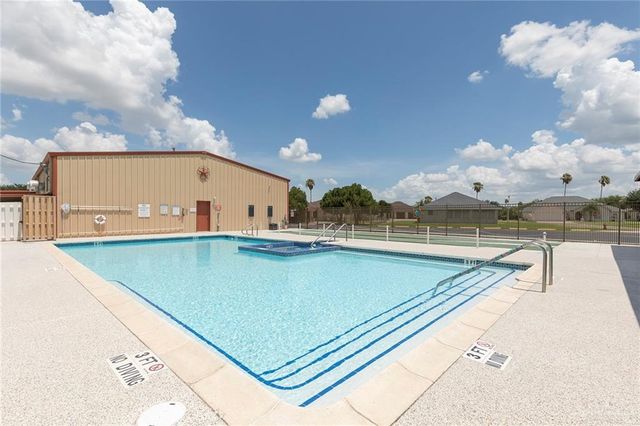 7416 Golf Drive, Mission, TX 78572