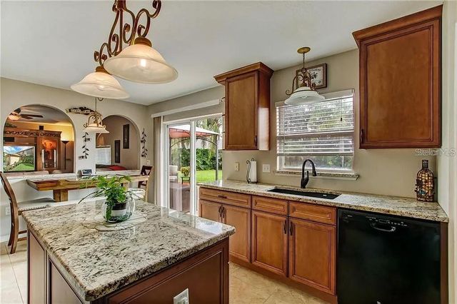 1915 CORNER CREST COURT, Orlando, FL 32820